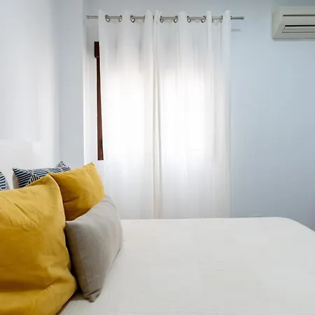 Holi-rent Cuna شقة *